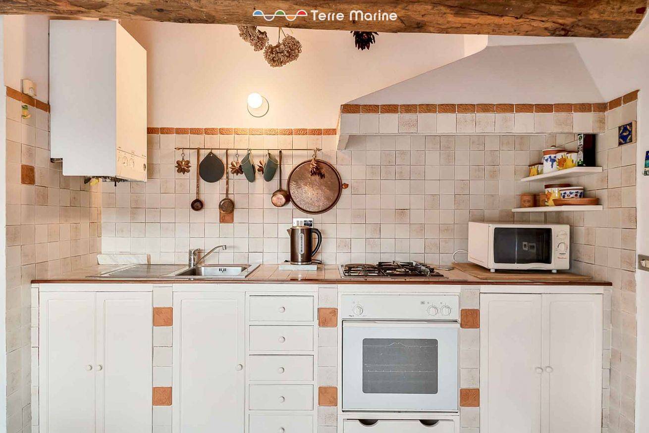 Ganze Wohnung, Ferienwohnung für 2 Personen mit Garten in Lerici Gemeinde, Naturpark Montemarcello-Magra-Vara