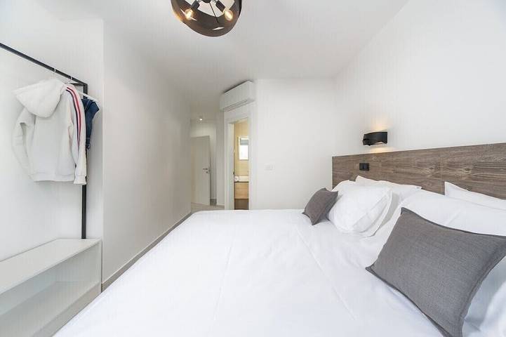 Villa für 10 Personen, mit Balkon und Whirlpool in Novalja - 3