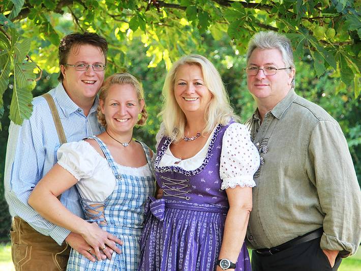 Hotel für 4 Personen, mit Balkon und Balkon/Terrasse sowie Terrasse und Garten in Bad Birnbach - 2