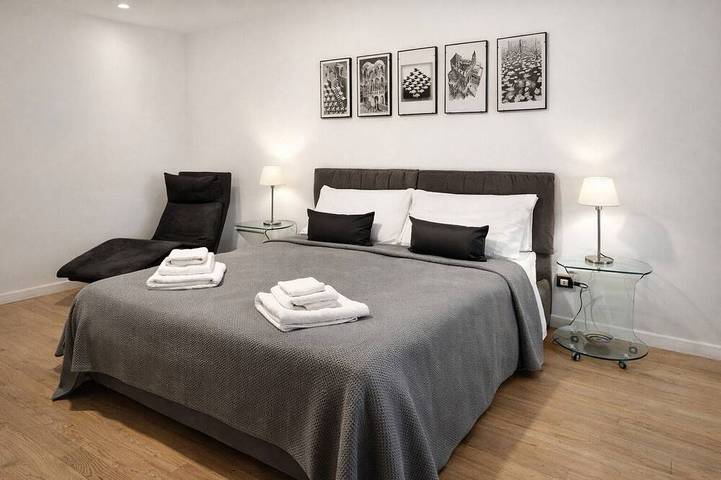 Ganze Wohnung, Raffinierte Wohnung in einem historischen Gebäude im Herzen der Stadt in Castellammare (Palermo), Palermo