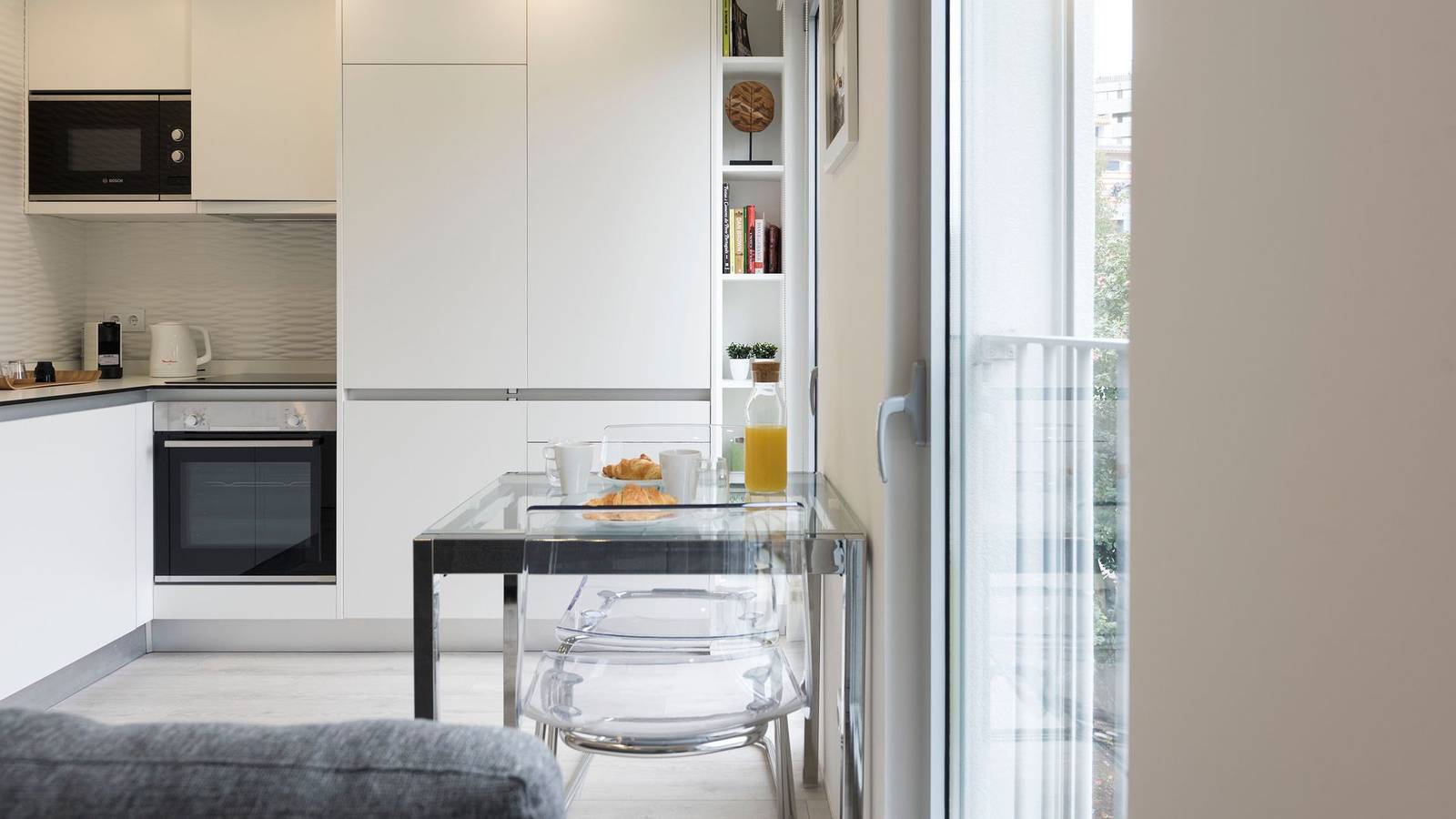 Apartamento inteiro, Apartamento de férias para 2 pessoas com varanda in Massarelos, Porto