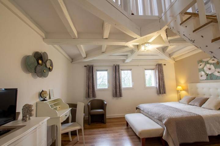 Gîte pour 8 personnes, avec jardin ainsi que piscine et vue à Archignac - 2