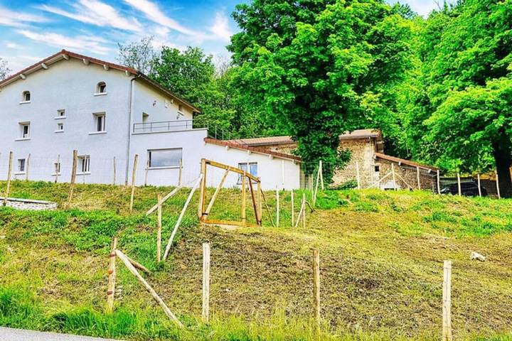 Villa pour 6 personnes, avec Balcon et Terrasse ainsi que Jardin et Vue