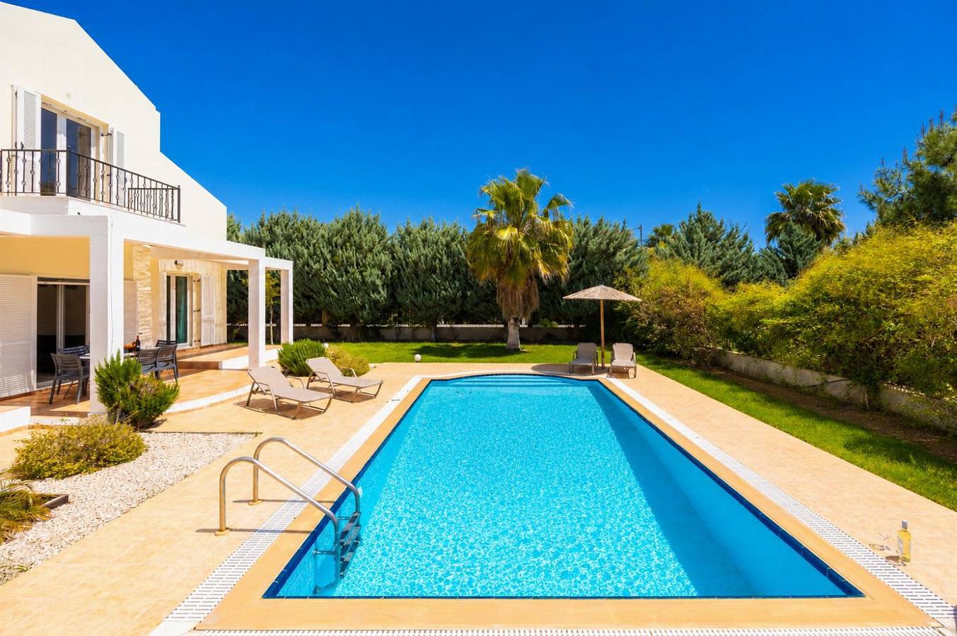 Casa vacanza a Rodi a partire da 175€ a notte