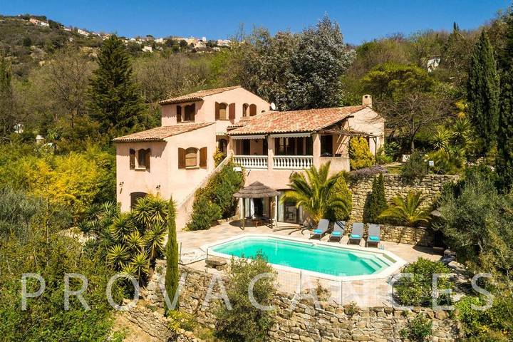 Villa pour 12 personnes, avec piscine et jardin, animaux acceptés - 1