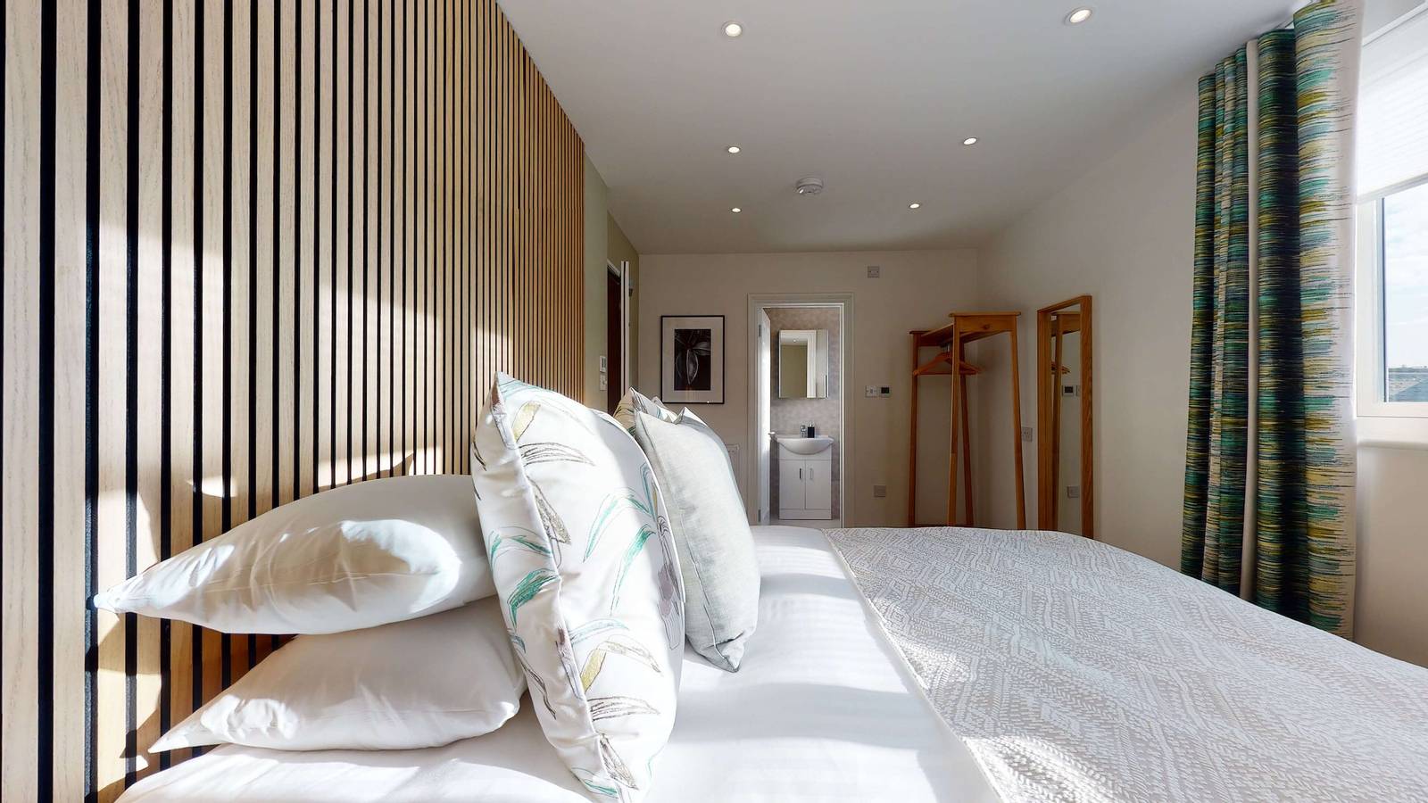 Entire apartment, The Oxford Lodge Wadham Room in Oxford, Oxfordshire