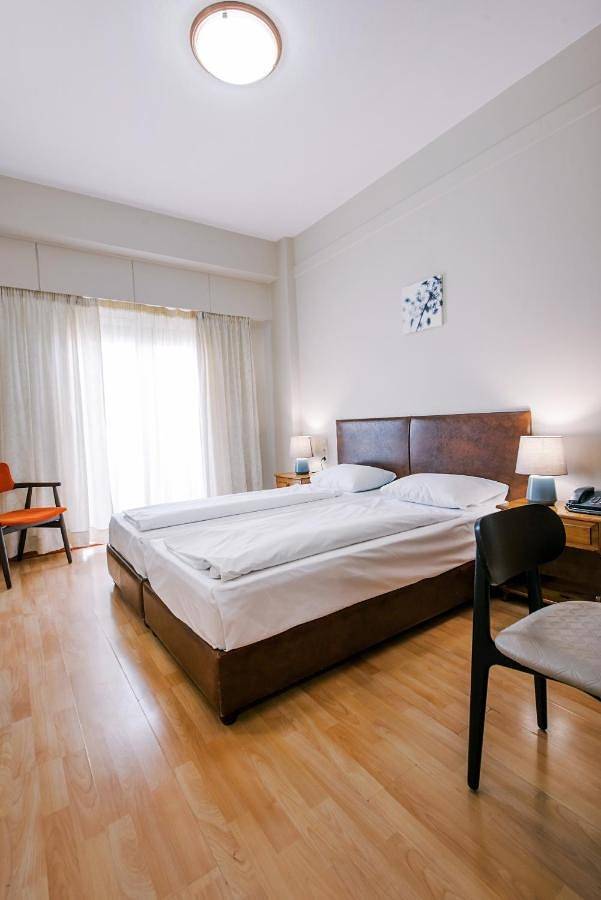 Hôtel pour 3 personnes, avec vue et terrasse à Arta