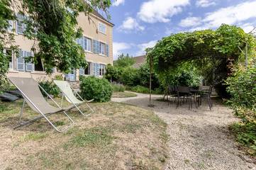 Gîte pour 14 Personnes dans Matour, Région de Mâcon, Photo 4