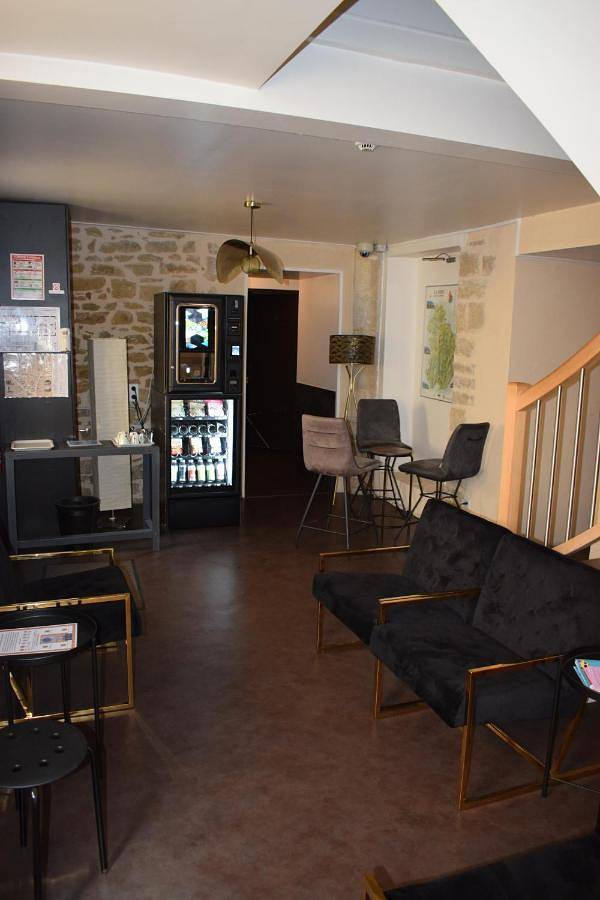 Location de vacances pour 2 personnes, avec terrasse et vue, adapté aux familles à Saint-Amour - 3