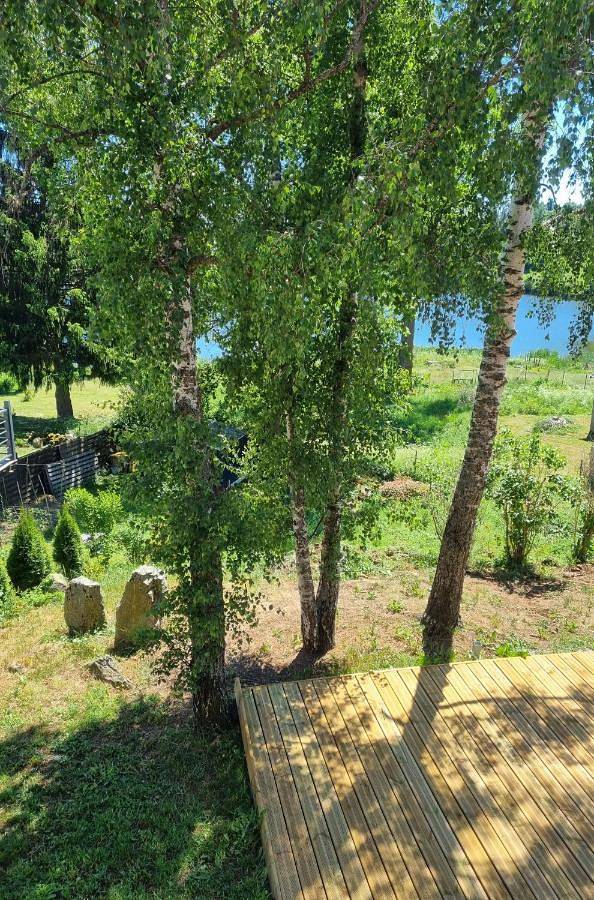 Location de vacances pour 6 personnes, avec vue ainsi que jardin et vue sur le lac à Aydat - 2