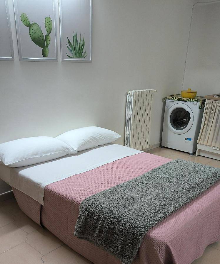 Appartamento intero, Casa vacanza con terrazza secondo piano in Laterza, Provincia di Taranto