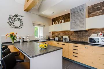 Cottage for 4 People in Laugharne, Carmarthenshire, Photo 1