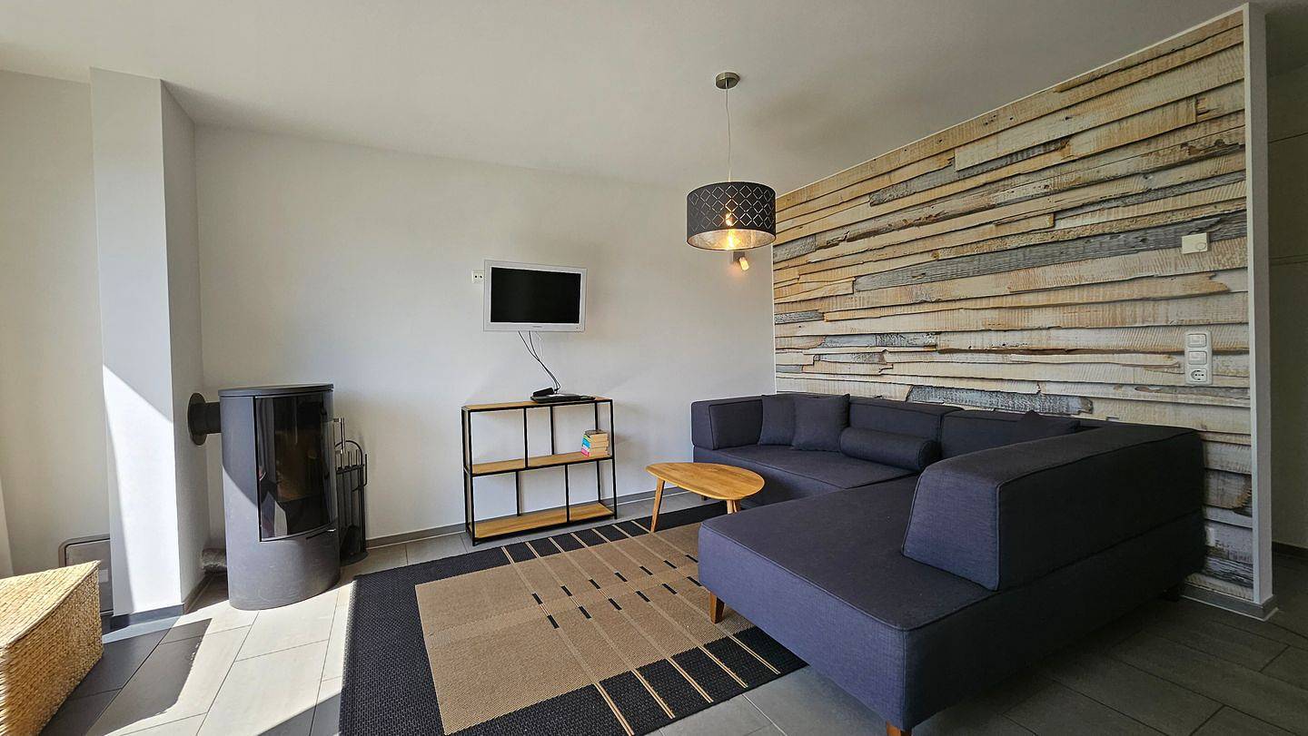 Stilvolles Ferienhaus nahe Ostseestrand mit Terrasse und Kamin in Diedrichshagen in Warnemünde Strand, Rostock