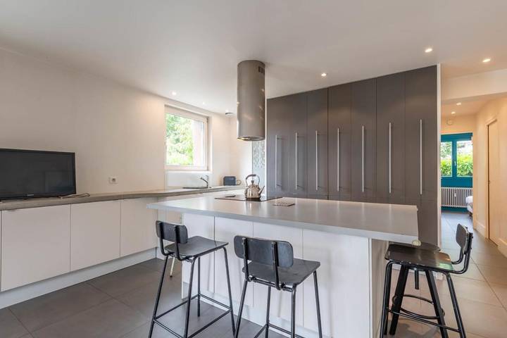 Gîte pour 4 personnes, avec terrasse dans Plage d'Albigny - 4