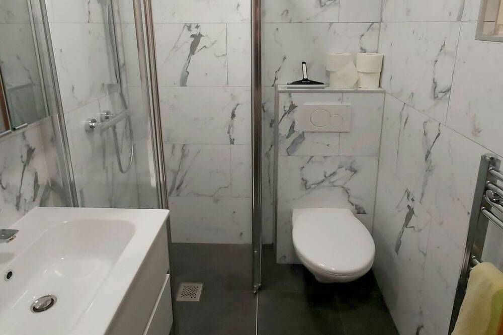 Ganze Wohnung, Moderne Wohnung in Pöls mit großer Terrasse in Rottenmanner und Wölzer Tauern, Pöls-Oberkurzheim