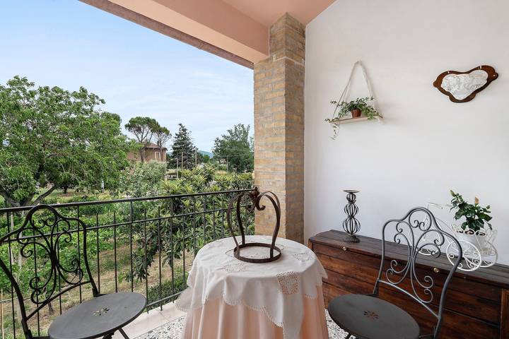 Casa Ortensia: Country House with Private Terrace, Garden, and Wi-Fi in Spoleto, Perugia Province