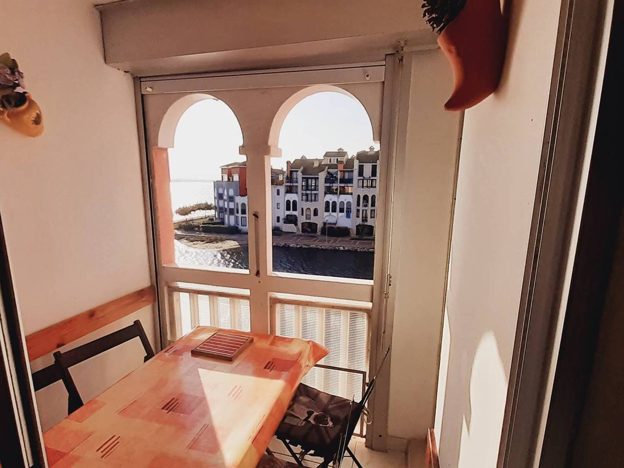 Estudio entero, Estudio con balcón, acceso a piscina y estacionamiento seguro in Le Barcarès, Côte d'Améthyste