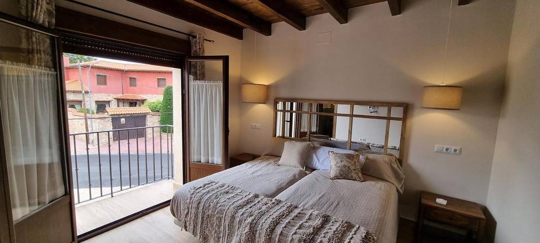 Casa rural para 16 personas, con balcón y vistas en Provincia de Guadalajara - 3