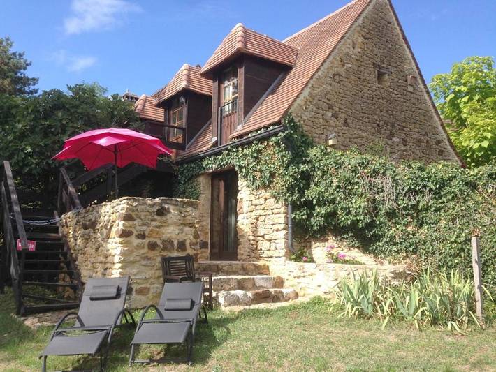 Chambre d’hôte pour 2 personnes, avec Terrasse et Jardin ainsi que Piscine et Vue