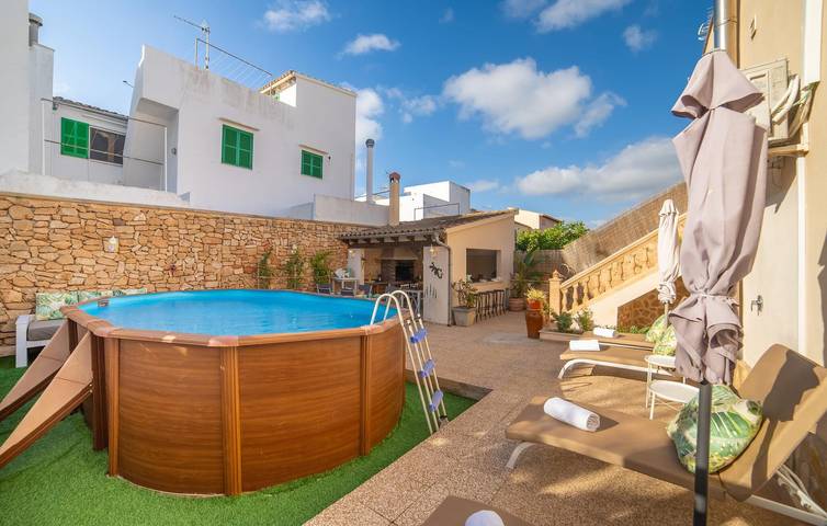 Acogedor apartamento con piscina, aire acondicionado y barbacoa cerca de la playa de Son Moll in Capdepera, Mallorca Este