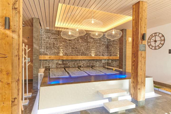 Hôtel pour 2 personnes, avec jacuzzi et balcon à Champéry - 4