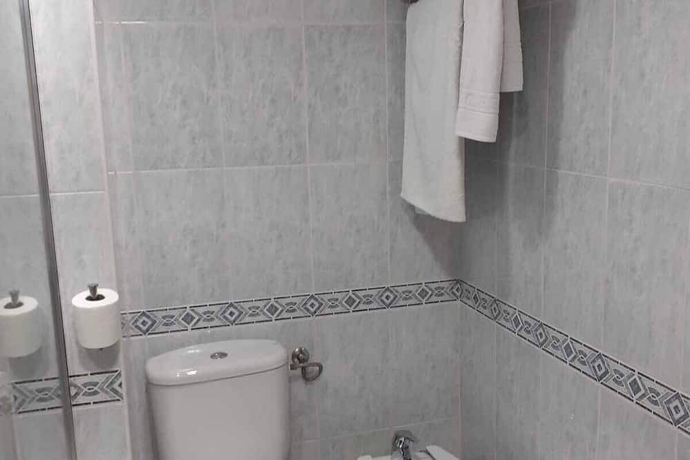 Apartamento entero, 1ª linea playa, piscina comunitaria., parking privado, Wifi, balcón acristalado in Cullera, Costa de Valencia