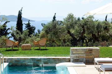 Ferienhaus für 4 Personen, mit Meerblick und Garten sowie Pool und Balkon in Chalkidiki