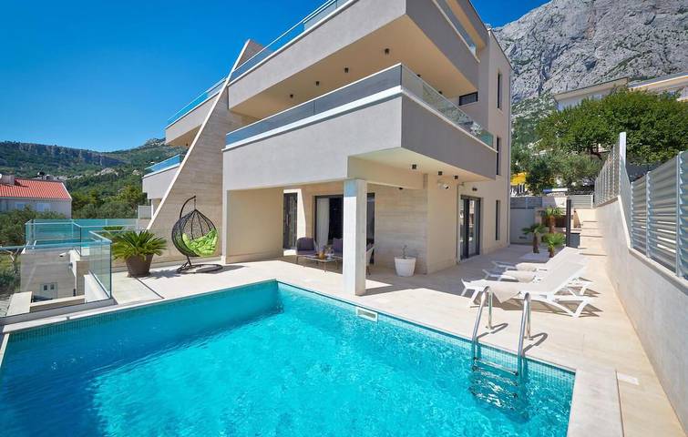 Ferienhaus für 6 Personen, mit Sauna und Terrasse sowie Pool und Garten in Makarska - 3