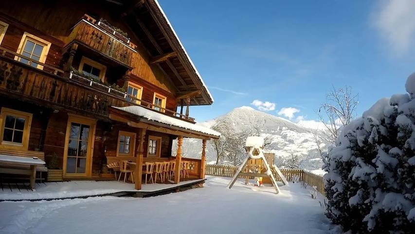Chalet für 15 Personen, mit Whirlpool und Terrasse sowie Garten in Kaltenbach - 3