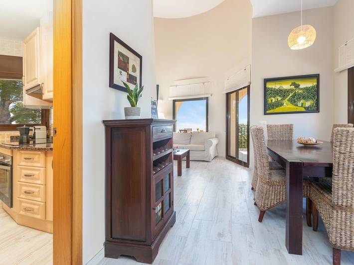 Location de vacances pour 6 personnes, avec terrasse et piscine ainsi que jardin et vue sur l’océan à Palafrugell - 4