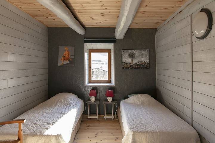 Gîte pour 5 personnes, avec jardin et terrasse à Saint-Germain-l'Herm - 4