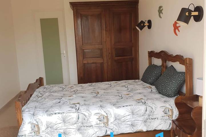 Location de vacances pour 10 personnes, avec jardin à Lunel - 3