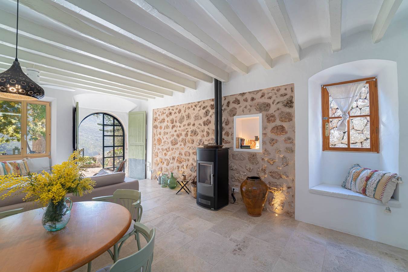 Casa de vacaciones "Se Taulera" con vistas a la montaña, jardín, terrazas y Wi-Fi in Fornalutx, Mallorca Oeste