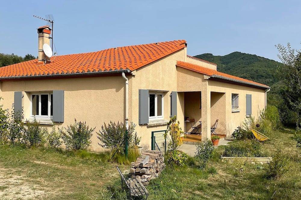 La Casa dans les montagnes à Cerdan Art + Nature in Saint-Laurent-de-Cerdans, Région de Céret