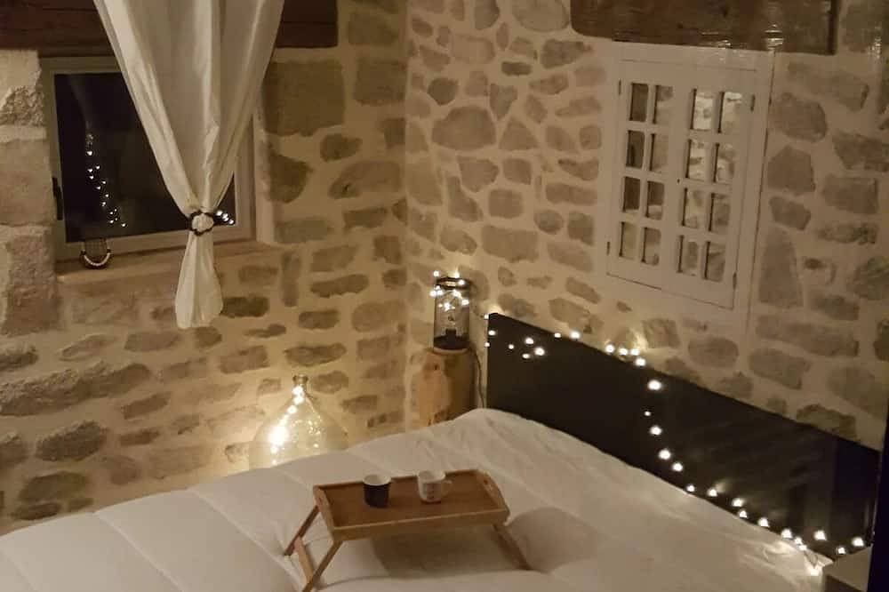 Enjoy a dream holiday at Moulin Monjonc! in Saint-Junien, Rochechouart region