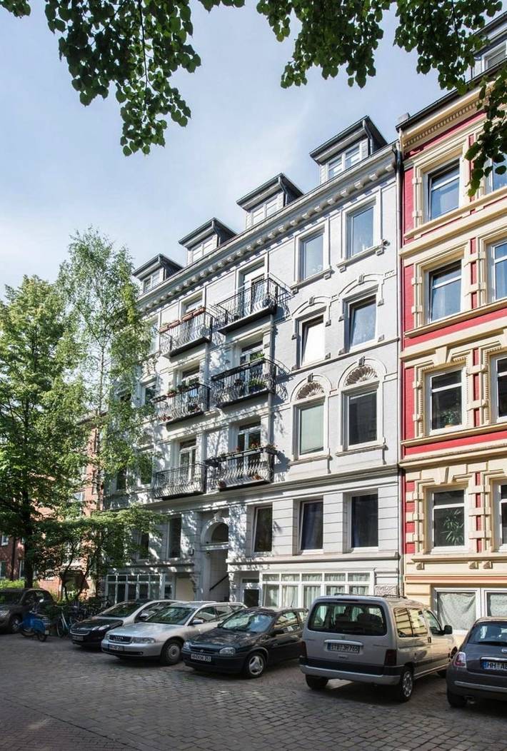 Ferienwohnung für 6 Personen, mit Terrasse und Garten sowie Sauna und Ausblick in Eimsbüttel Hamburg