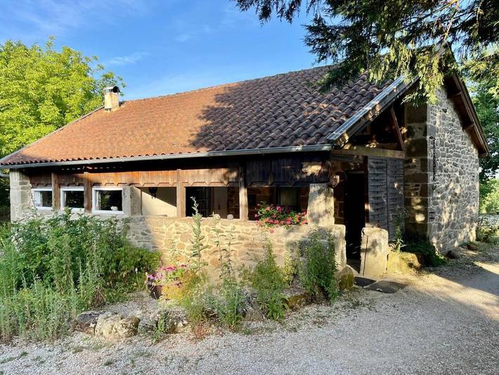Location de vacances pour 4 personnes, avec Terrasse et Jardin ainsi que Piscine et Vue dans Sousceyrac-en-Quercy - 2