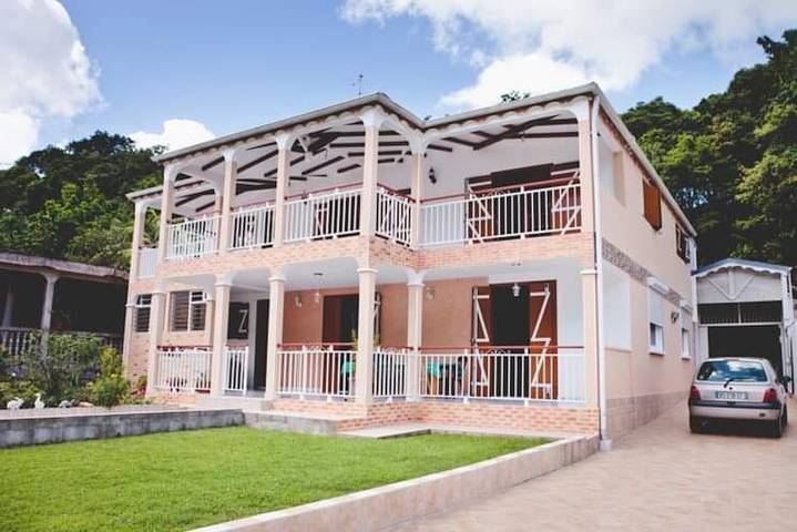 Appartement de vacances pour 7 personnes, avec balcon en Guadeloupe