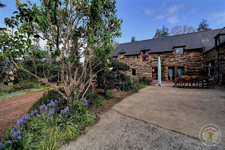 Chambre d’hôte pour 3 personnes, avec jardin à Montfort-sur-Meu - 3
