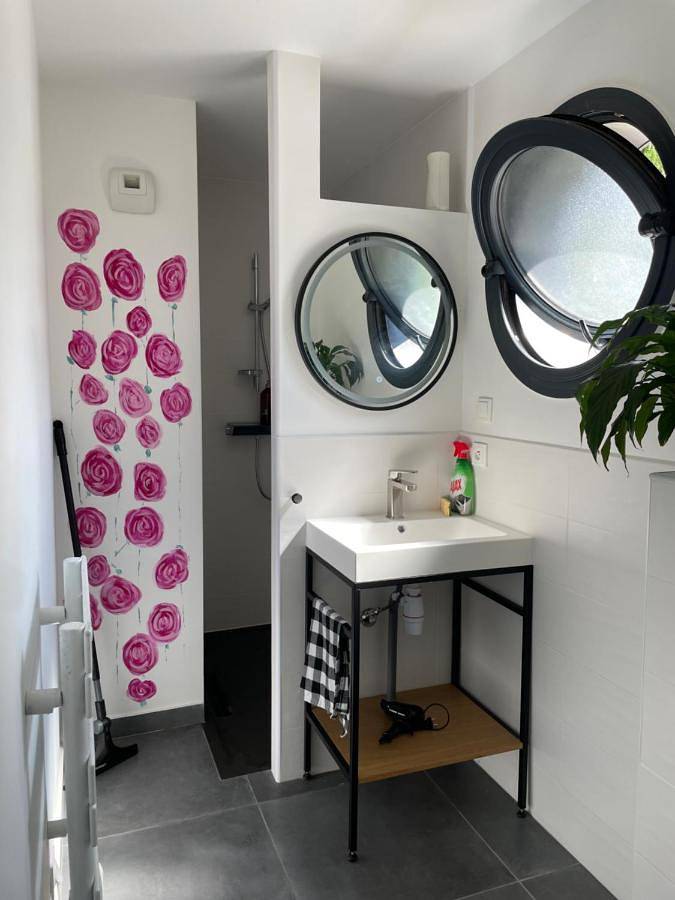Appartement entier, One-Bedroom Apartment in Écully, Lyon et ses environs