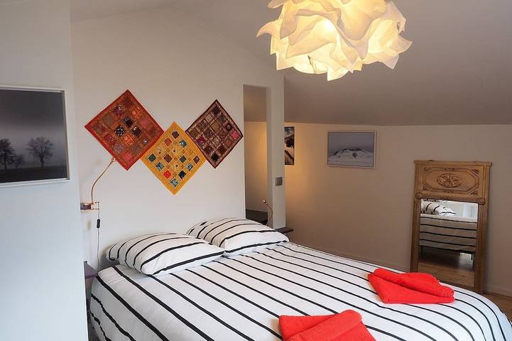 Gîte pour 6 personnes, avec jardin et terrasse à Usson (Puy-de-Dôme) - 3