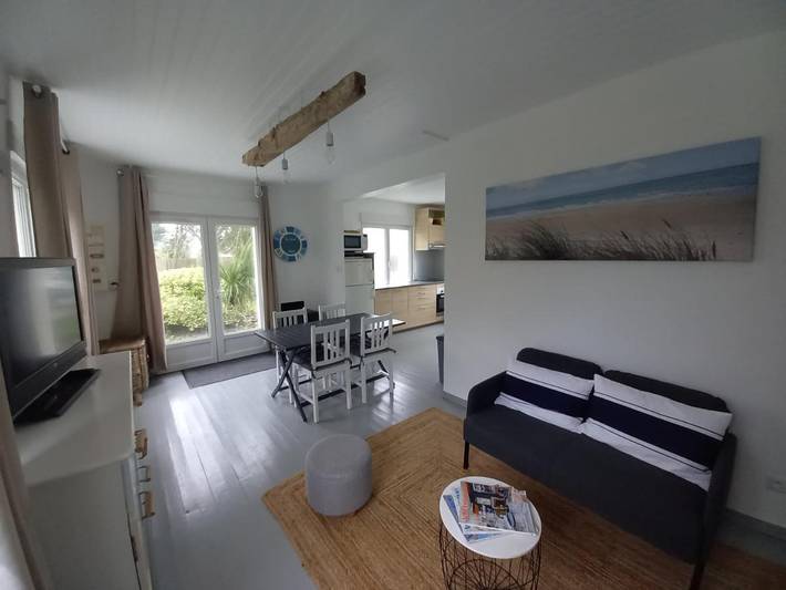 Location de vacances pour 5 personnes, avec vue et jardin à Saint-Germain-sur-Ay - 4