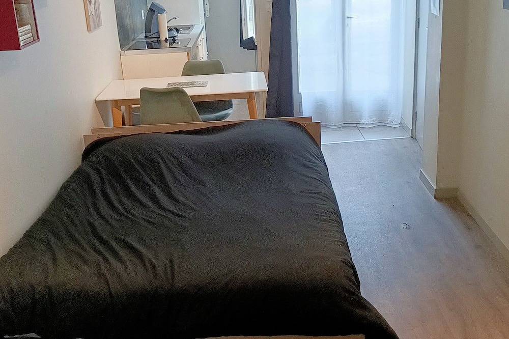 Apartamento entero, Unique studio in the heart of Orléans + Private garden in Orleans, Valle del Loira