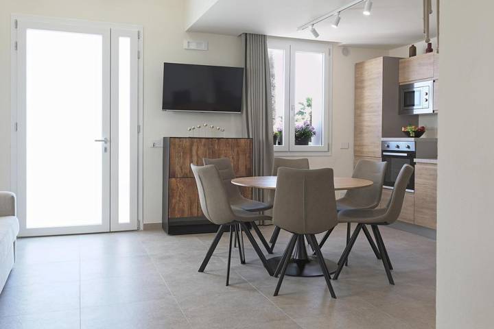 Location de vacances pour 6 personnes, avec vue et jardin à San Leone - 4