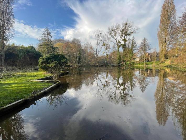 Location de vacances pour 5 personnes, avec jardin ainsi que vue sur le lac et vue, adapté aux familles à Langrolay-sur-Rance - 2