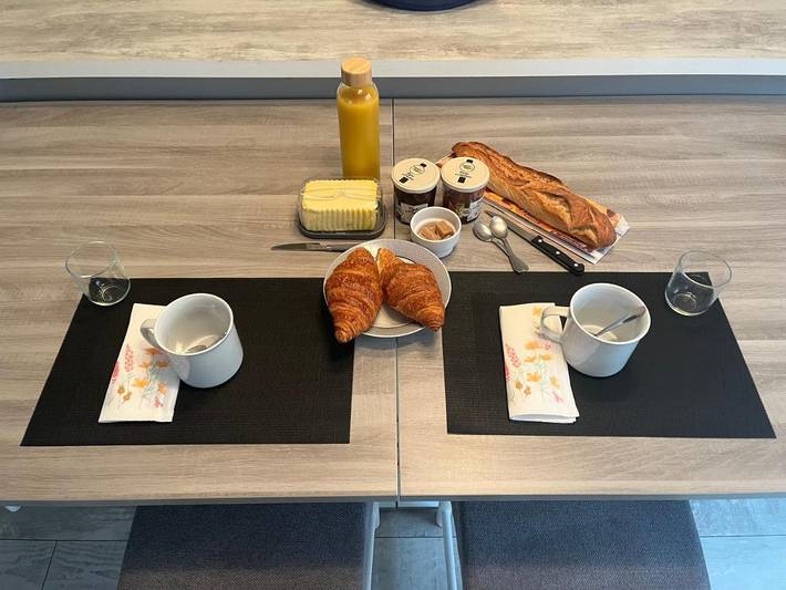 Location de vacances pour 2 personnes, avec terrasse à Saint-Germain-Lembron - 2