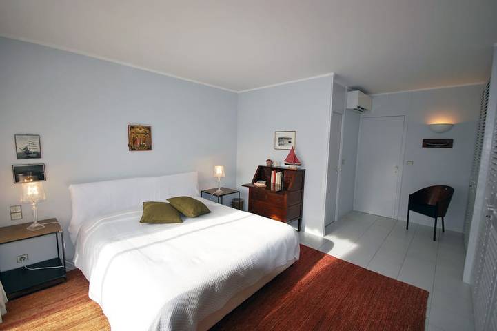 Apartamento entero, Espléndido triplex de 3 dormitorios con hermosa terraza con vistas al mar, centro del pueblo in Paloma Beach, Saint-Jean-Cap-Ferrat