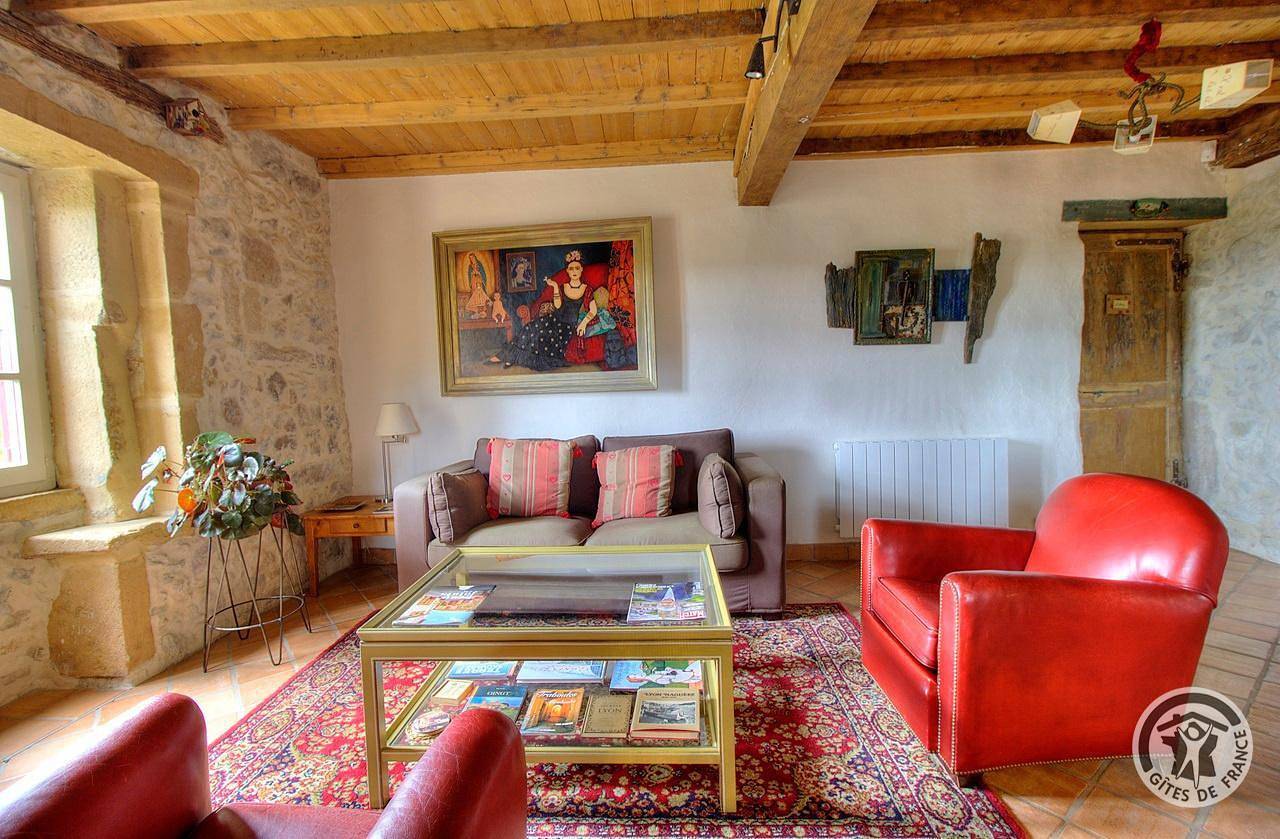 La Maison du Chat Perché in Ternand, Beaujolais