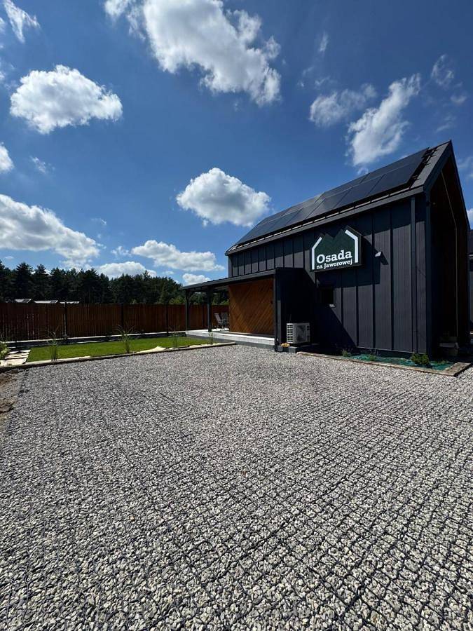 Location de vacances pour 6 personnes, avec jardin et piscine ainsi que vue et sauna, animaux acceptés dans Radawa