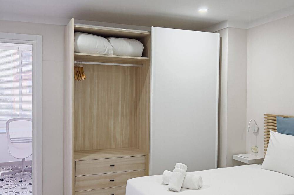 Majordoms - Ca les Cosines 47, Banyoles in Bañolas, Pla de l'Estany